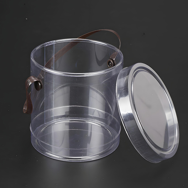 Custom injection molding for PVC & PET cylinder packaging - Image 5