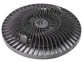 Integrated heat-sink lamp bodies