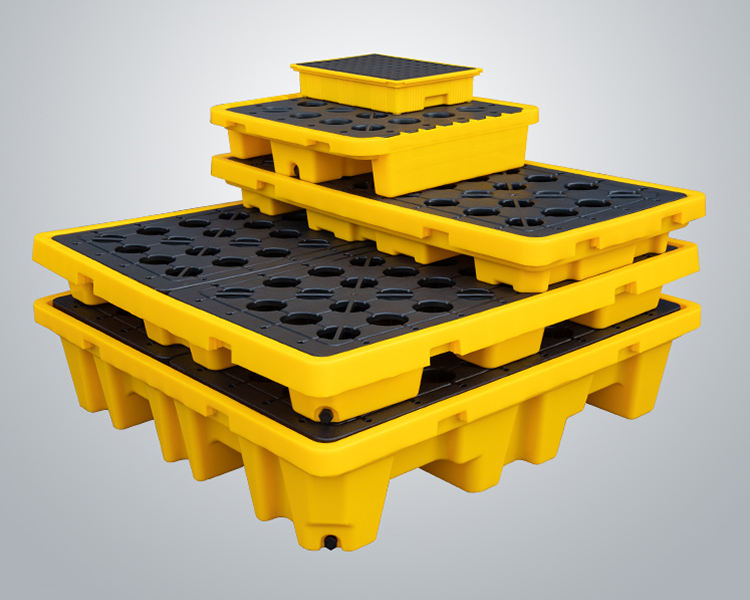 Stacked plastic trays showing proper load distribution