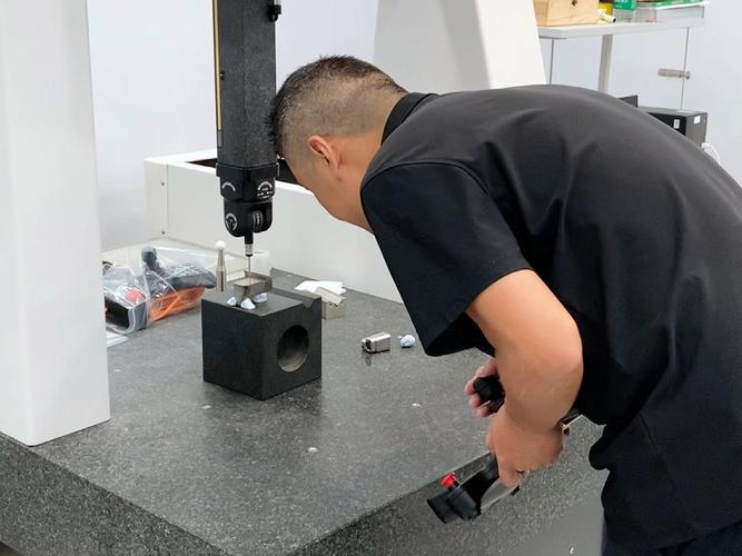 Quality inspector using Coordinate Measuring Machine