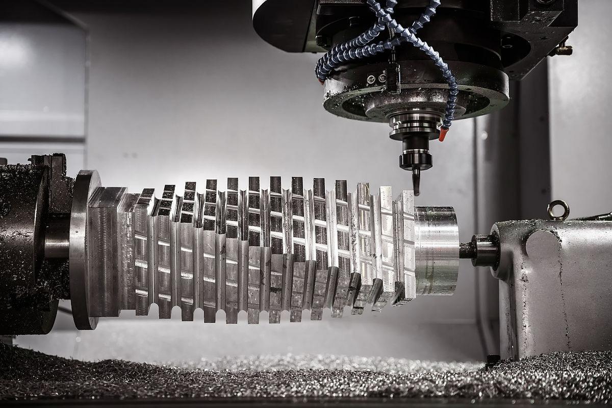 What is the milling process of metal?