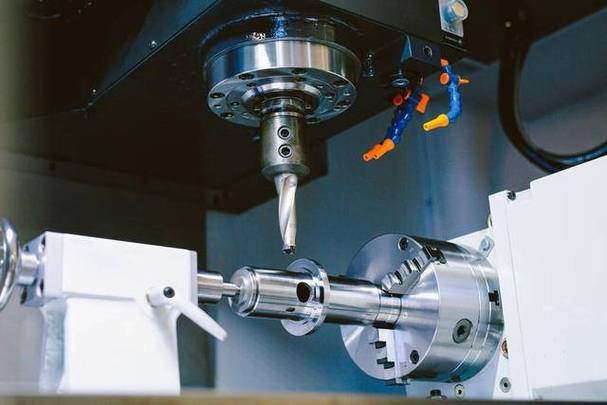 What is the principle behind the working of CNC machines?