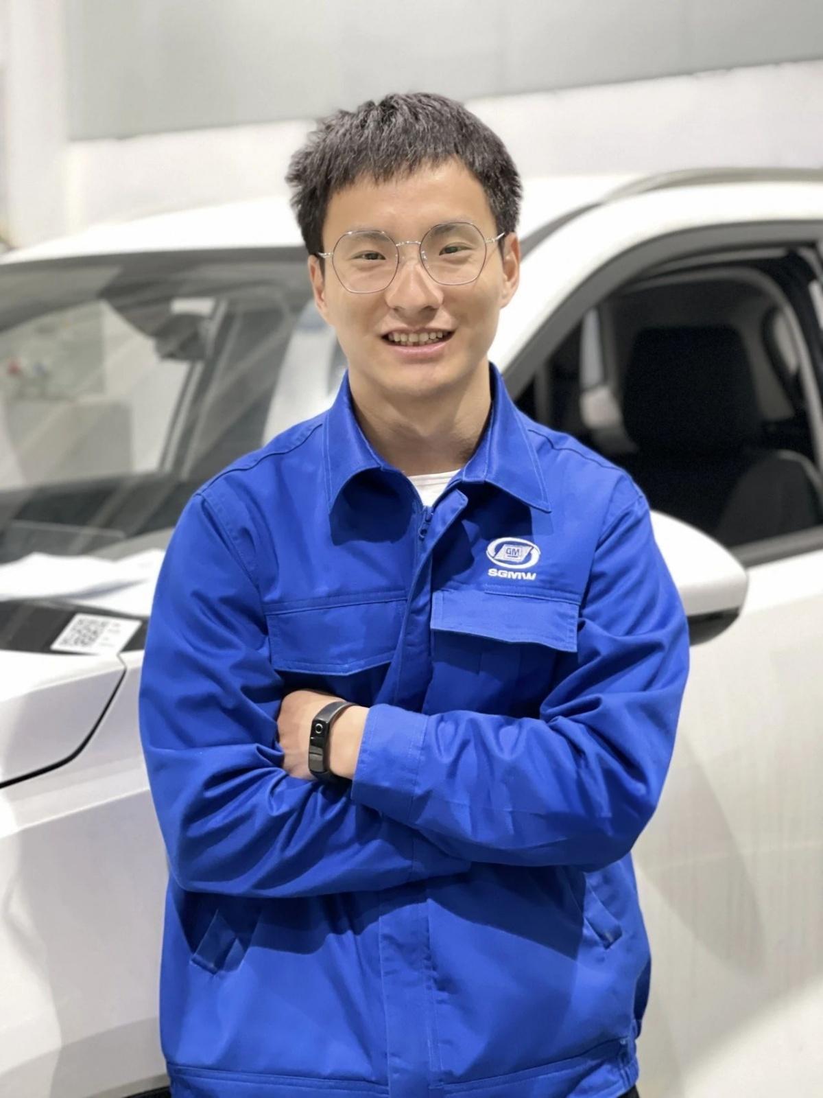 Engineer Zhou - Goldcattle Automotive Lighting Engineer