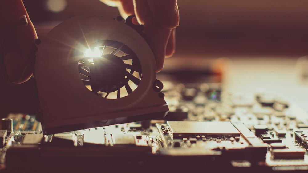 Electric vehicle cooling system