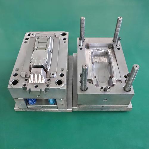 Medical device mold