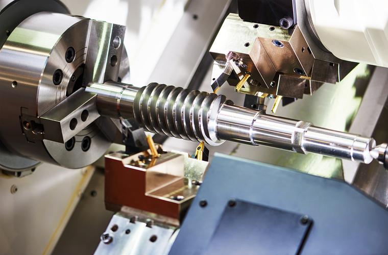 How does a CNC system work?