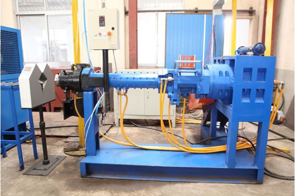 Industrial rubber hose production