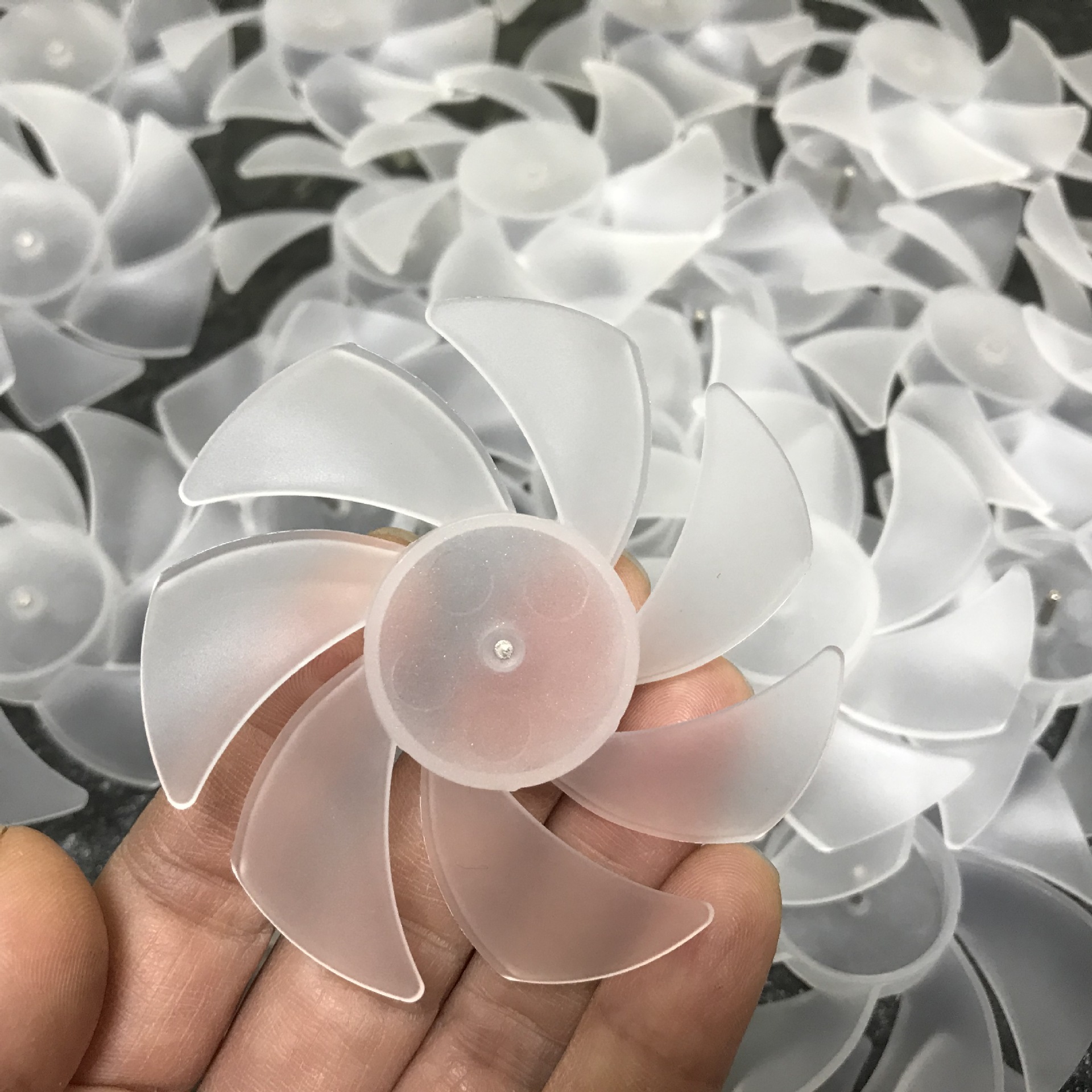 Transparent Plastic Fan Blades Products