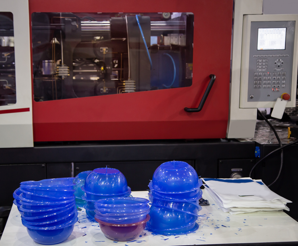 Plastic injection molding process