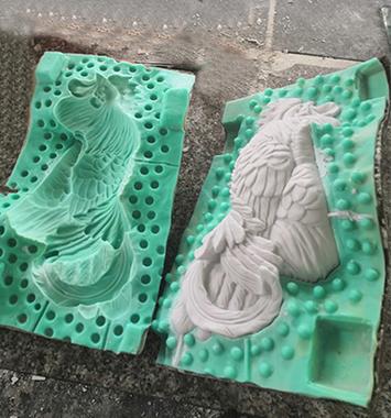 How to Pour Resin Into a Mold: Core Overview