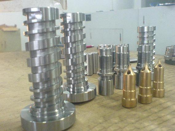What is CNC thread machining?