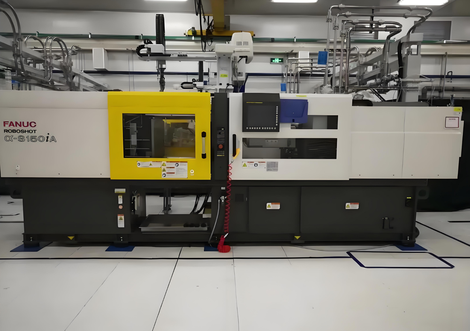 Low volume plastic injection molding production line