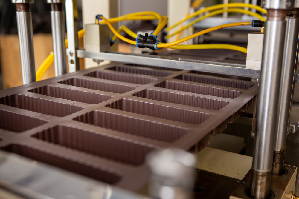 Freshly made plastic press molded parts