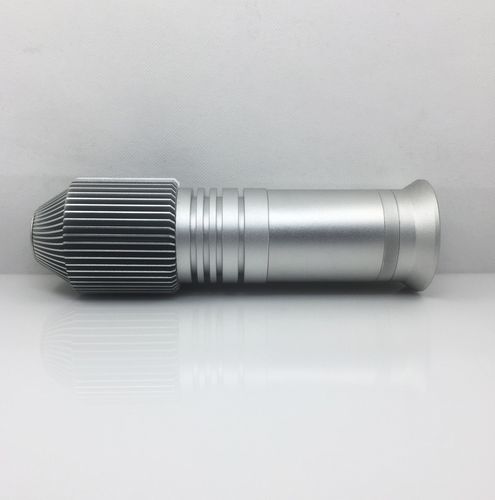 What is custom CNC machining?