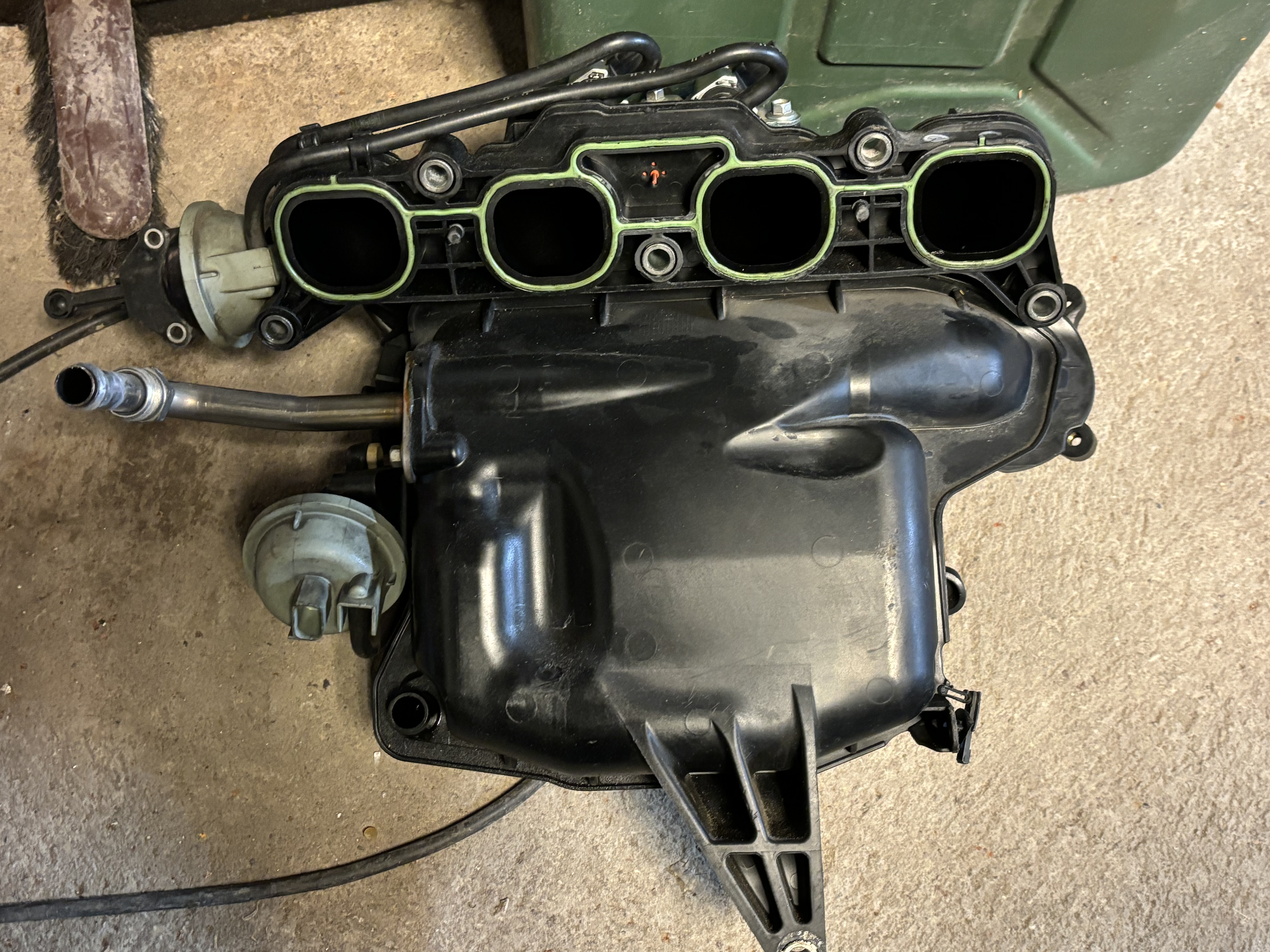 Intake manifold pressure leak testing process