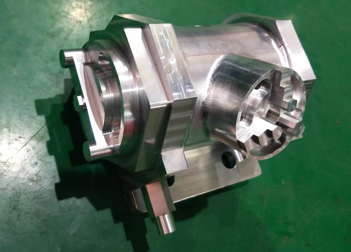 Heavy Equipment Parts: Precision Manufacturing & Custom Solutions