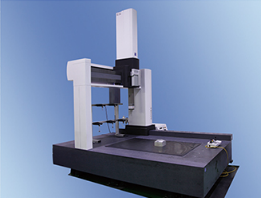 Precision Tight Tolerance Injection Molding Equipment