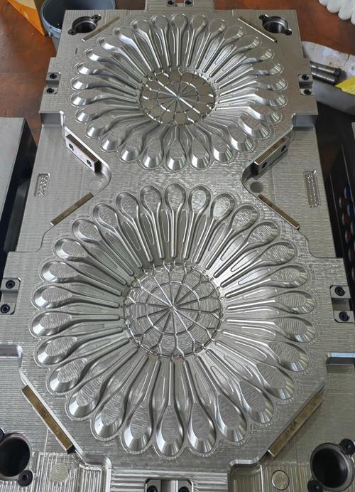 Spoon Molds
